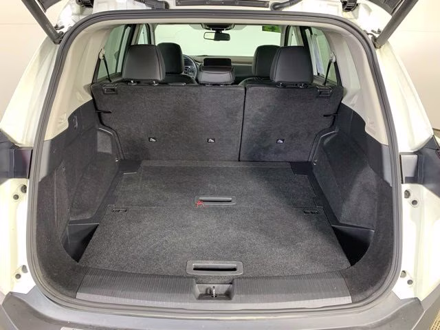 2023 Pearl White Tricoat Nissan Rogue SL AWD SUV