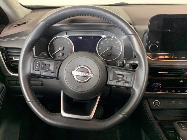 2023 Pearl White Tricoat Nissan Rogue SL AWD SUV