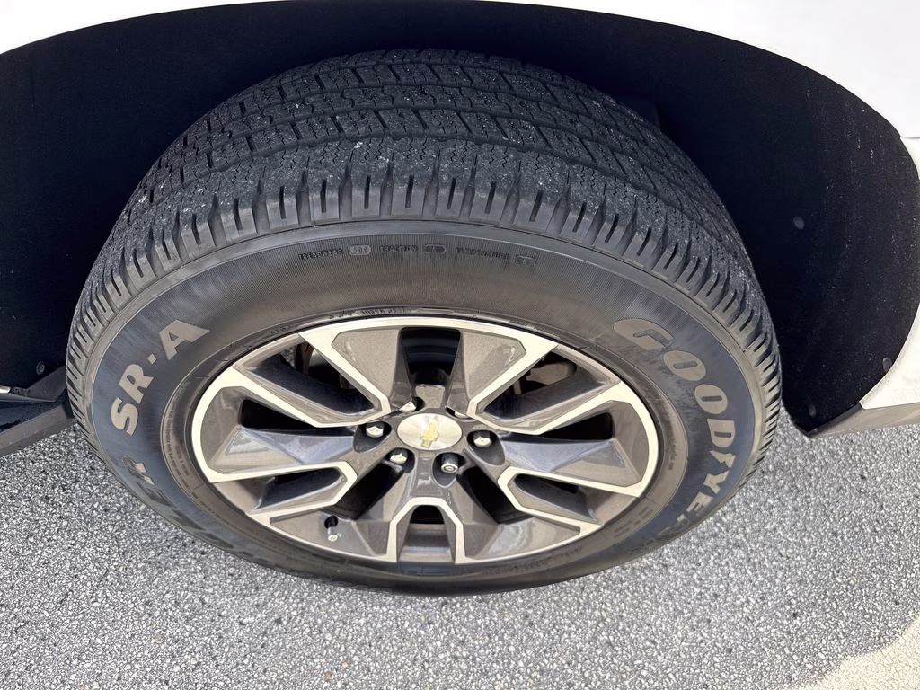 2021 Summit White Chevrolet Tahoe LT RWD SUV