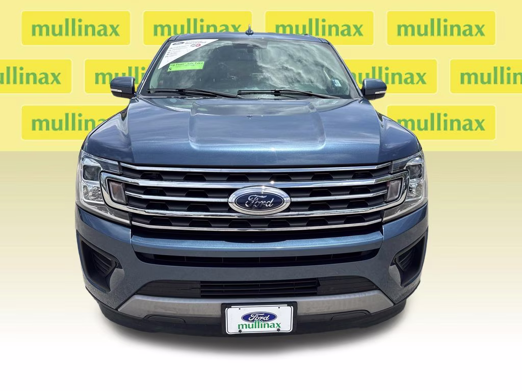 2020 Blue Metallic Ford Expedition XLT RWD SUV