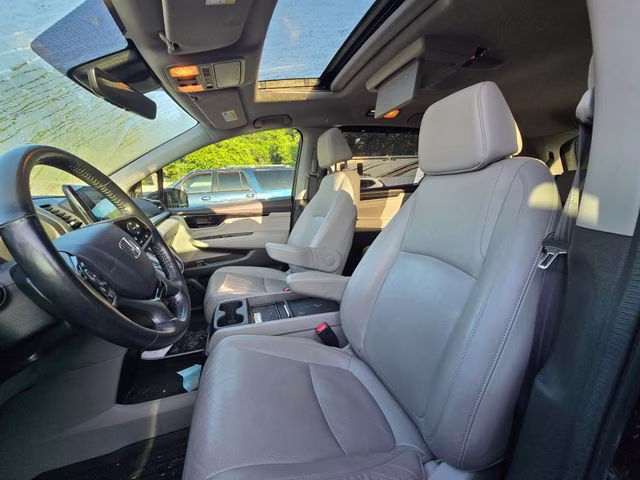2020 Black Honda Odyssey Elite FWD Van