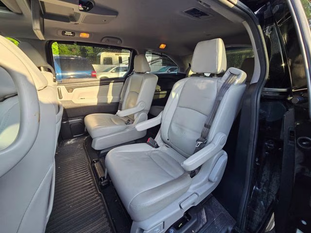 2020 Black Honda Odyssey Elite FWD Van