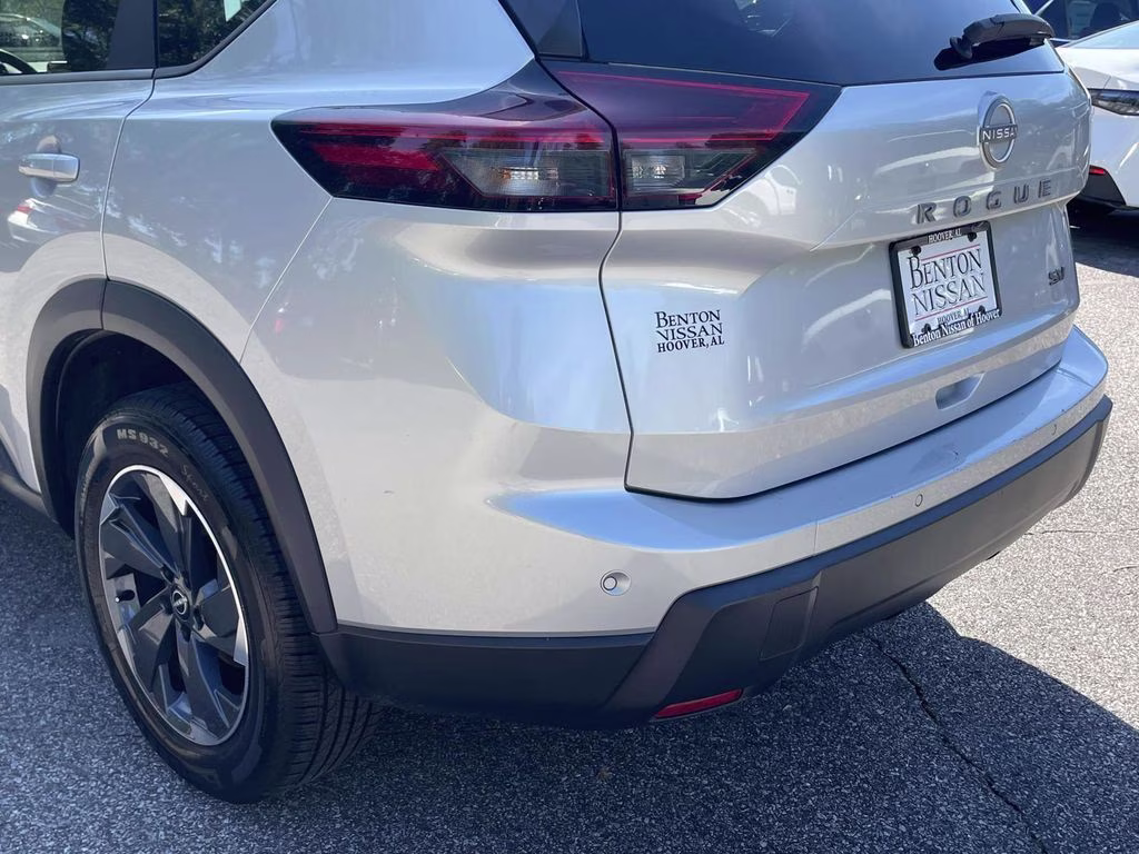 2024 Brilliant Silver Metallic Nissan Rogue SV FWD SUV