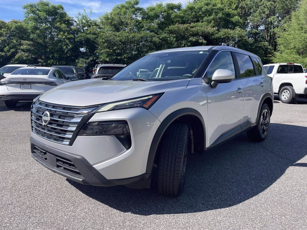 2024 Brilliant Silver Metallic Nissan Rogue SV FWD SUV