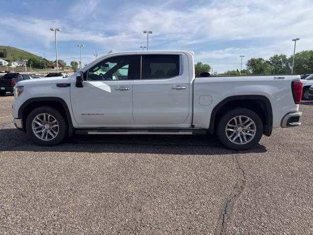 2022 Summit White GMC Sierra 1500 Limited SLT 4X4 Truck
