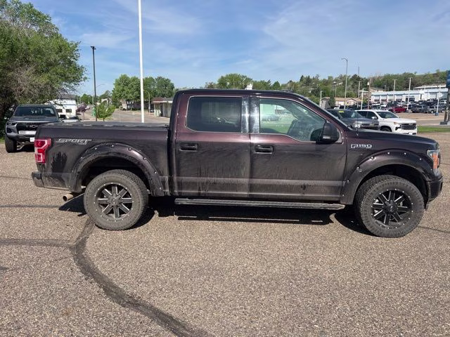2020 Magma Red Ford F-150 XLT 4X4 Truck