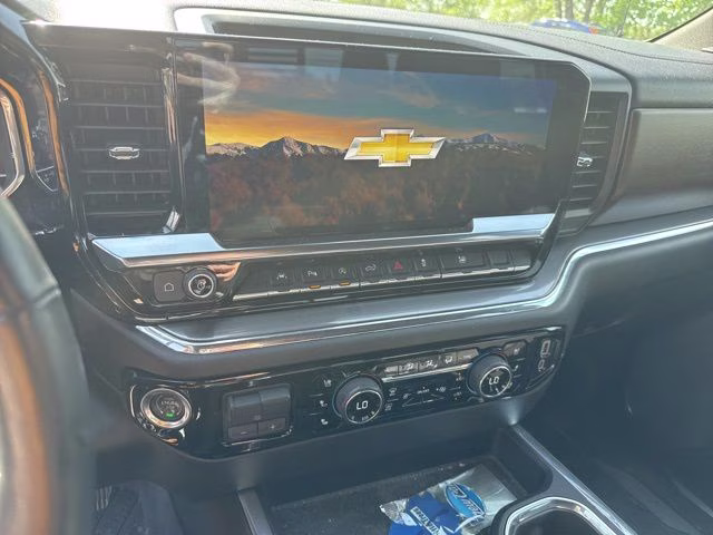 2024 Black Chevrolet Silverado 1500 High Country 4X4 Truck