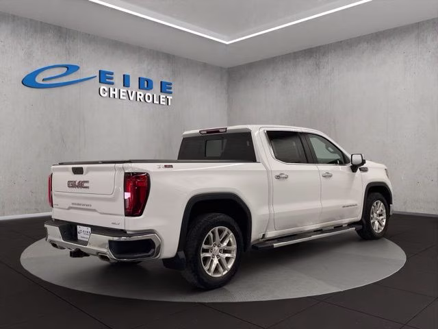 2022 Summit White GMC Sierra 1500 Limited SLT 4X4 Truck