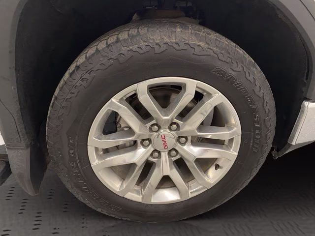 2022 Summit White GMC Sierra 1500 Limited SLT 4X4 Truck