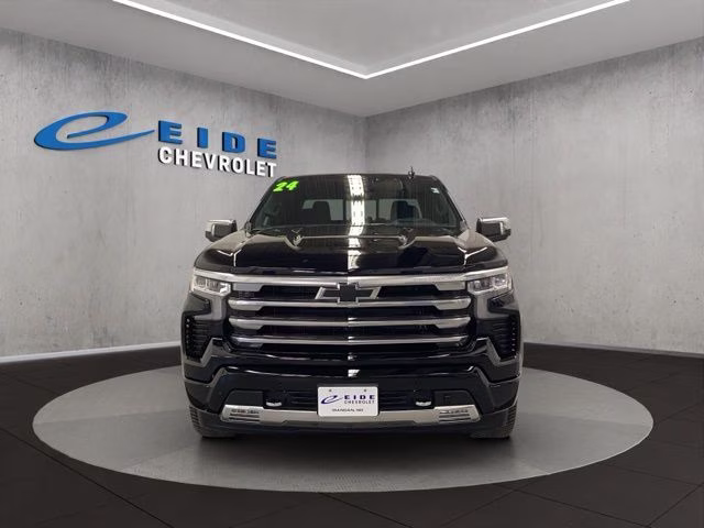 2024 Black Chevrolet Silverado 1500 High Country 4X4 Truck