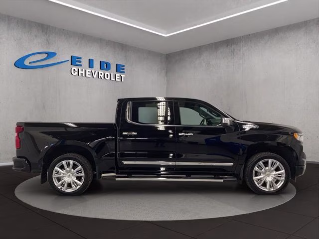 2024 Black Chevrolet Silverado 1500 High Country 4X4 Truck