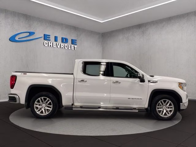 2022 Summit White GMC Sierra 1500 Limited SLT 4X4 Truck