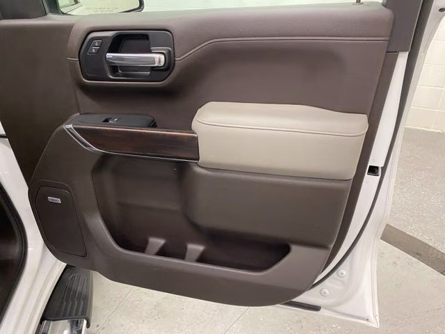 2022 Summit White GMC Sierra 1500 Limited SLT 4X4 Truck