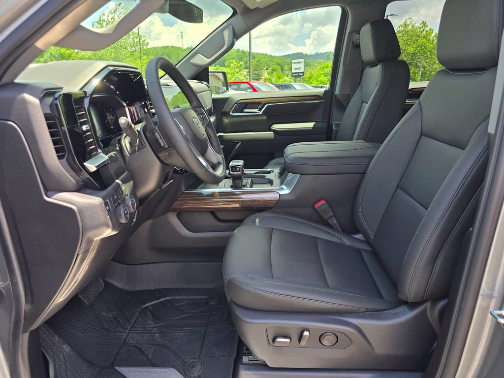 2026 Sterling Gray Metallic Chevrolet Silverado 1500 RST 4X4 Truck