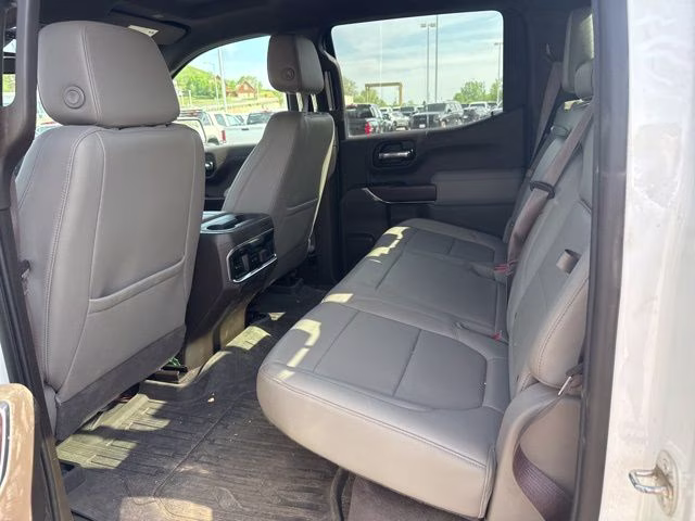 2022 Summit White GMC Sierra 1500 Limited SLT 4X4 Truck