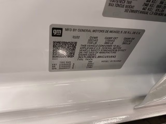 2022 Summit White GMC Sierra 1500 Limited SLT 4X4 Truck