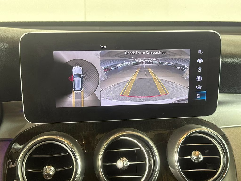 2022 Polar White Mercedes-Benz GLC GLC 300 RWD SUV