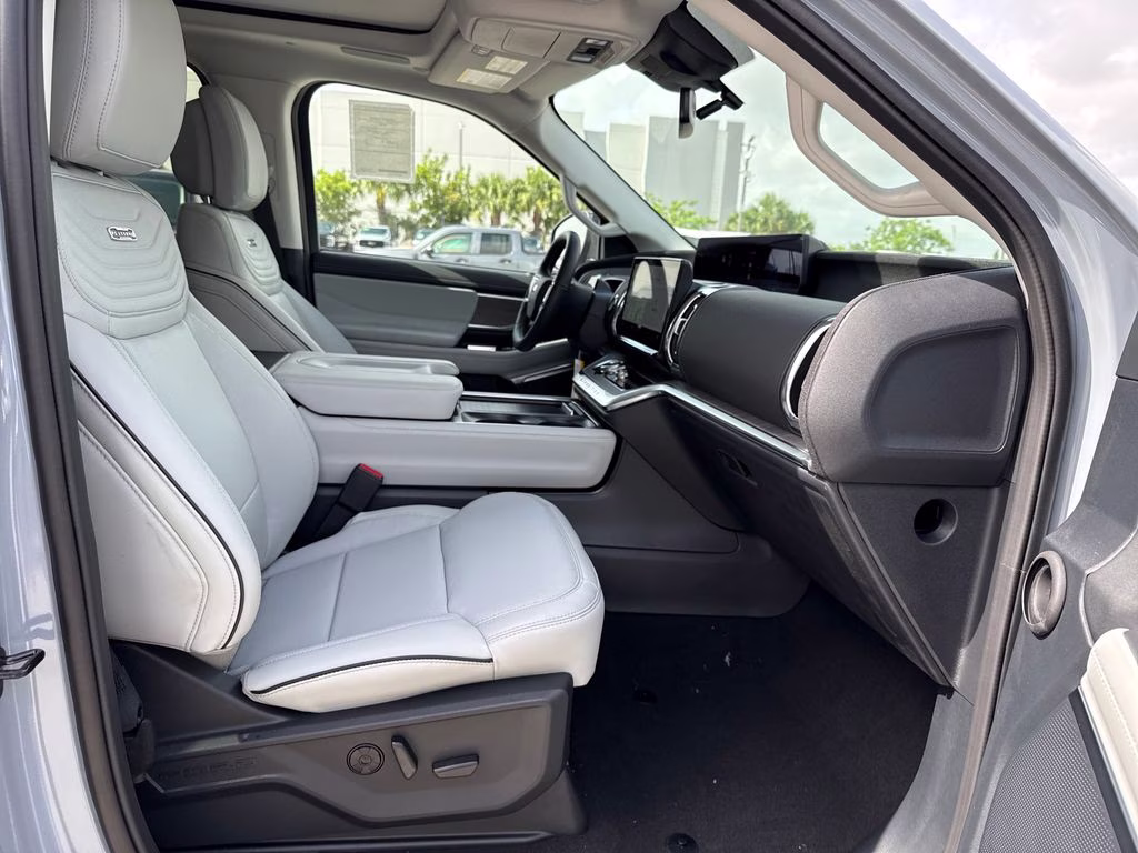 2026 Ford Expedition Max Platinum 4X4 SUV