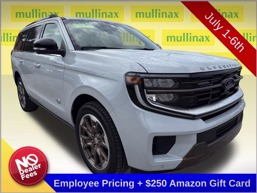 2026 Space Silver Metallic Ford Expedition King Ranch 4X4 SUV