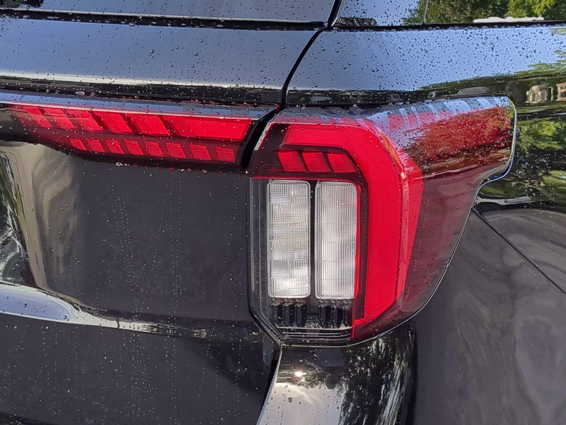 2026 Black Metallic Ford Explorer ST-Line RWD SUV