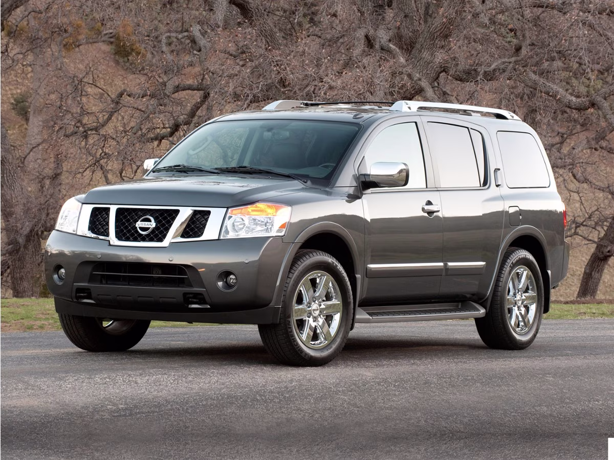 2013 Gun Metallic Pearl Metallic Nissan Armada SL RWD SUV
