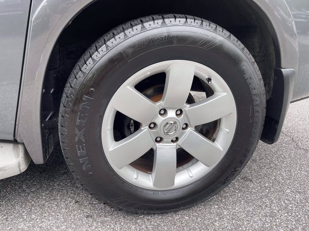 2013 Gun Metallic Pearl Metallic Nissan Armada SL RWD SUV