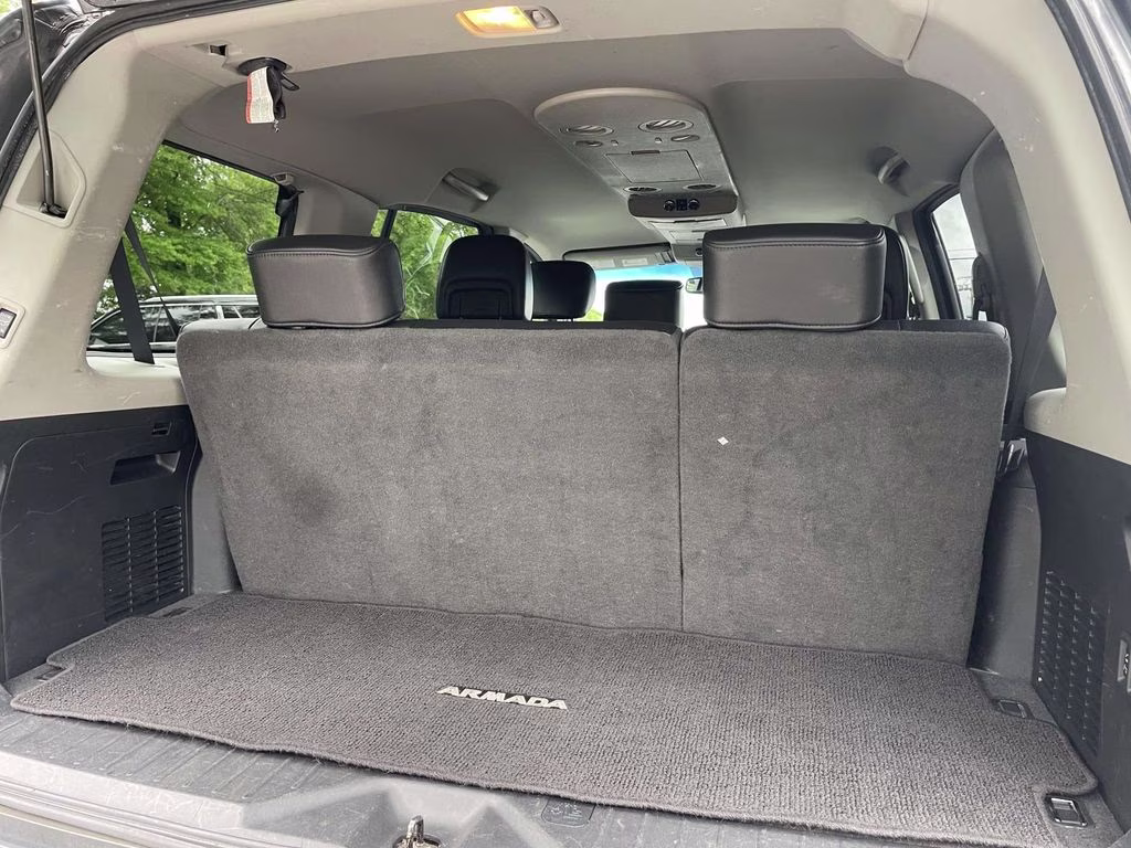 2013 Gun Metallic Pearl Metallic Nissan Armada SL RWD SUV