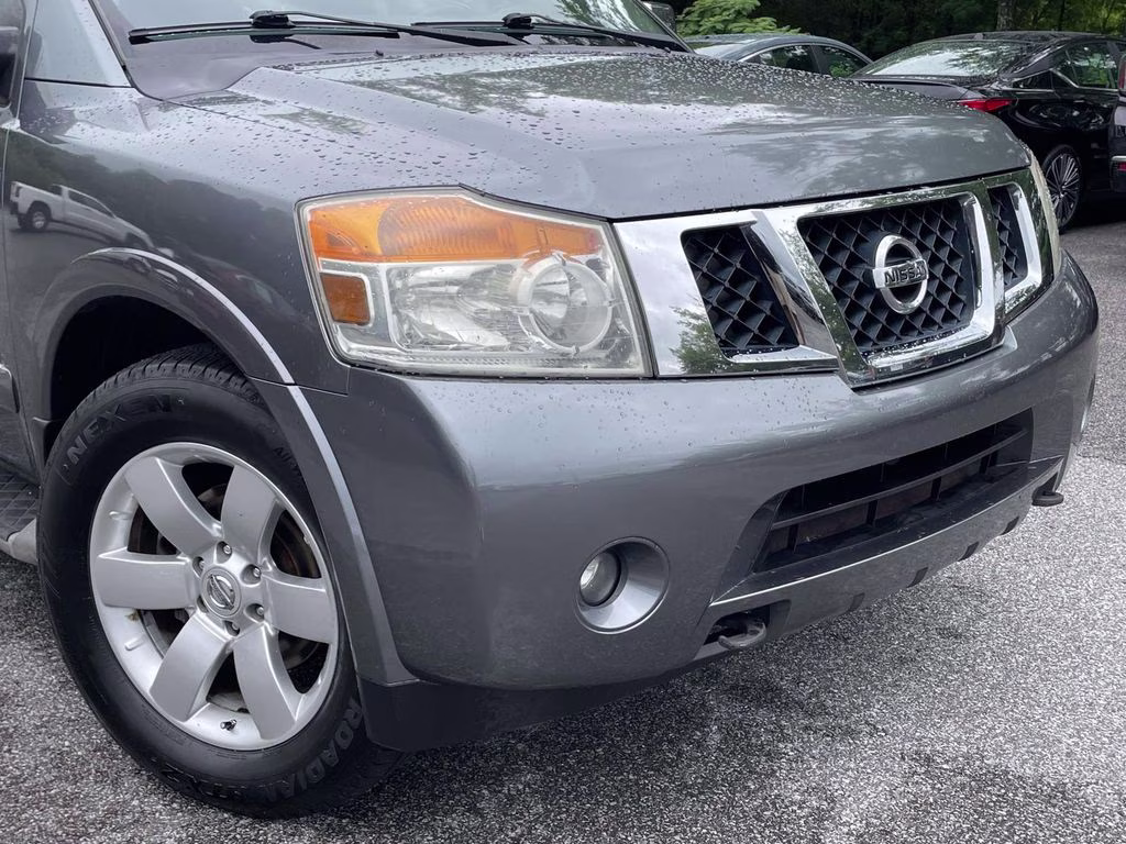 2013 Gun Metallic Pearl Metallic Nissan Armada SL RWD SUV