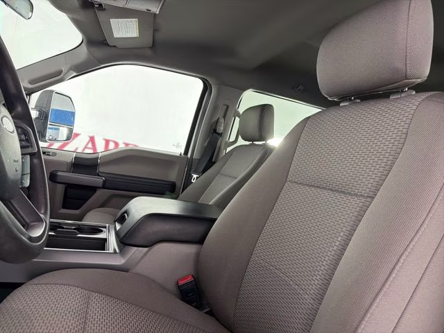 2021 Oxford White Ford Super Duty F-250 SRW XLT 4X4 Truck