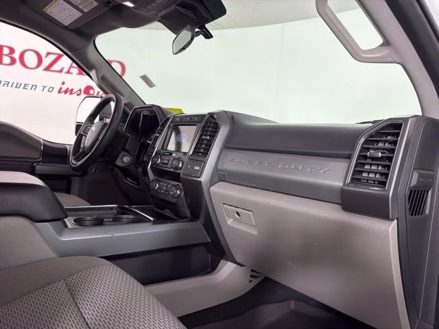 2021 Oxford White Ford Super Duty F-250 SRW XLT 4X4 Truck