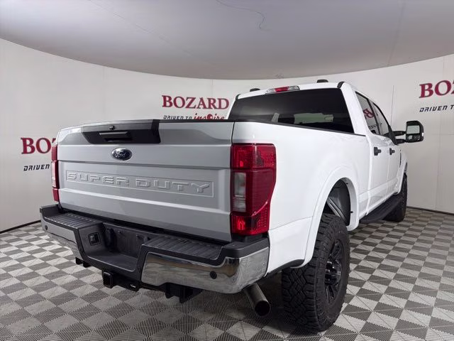 2021 Oxford White Ford Super Duty F-250 SRW XLT 4X4 Truck