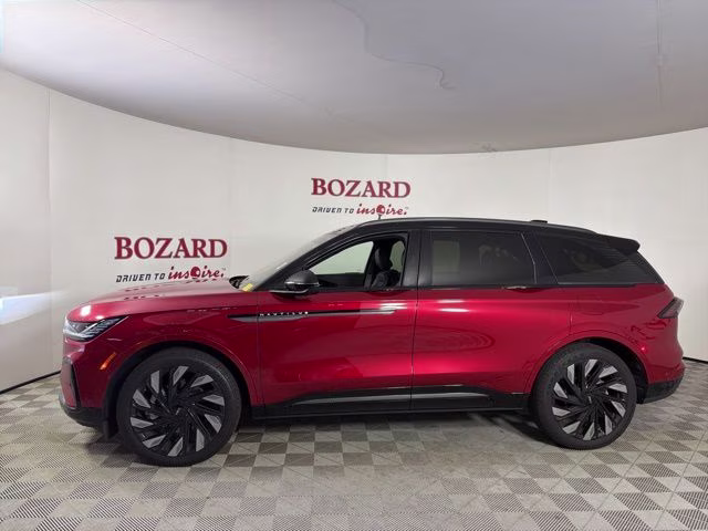 2024 Red Lincoln Nautilus Reserve AWD SUV