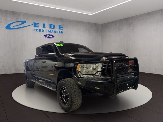 2022 Diamond Black Crystal Pearlcoat Ram 2500 Tradesman 4X4 Truck