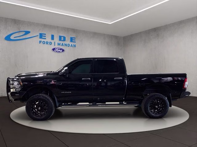 2022 Diamond Black Crystal Pearlcoat Ram 2500 Tradesman 4X4 Truck