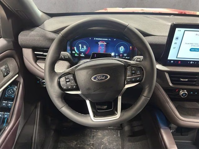 2026 Star White Metallic Tri-Coat Ford Explorer Platinum 4X4 SUV