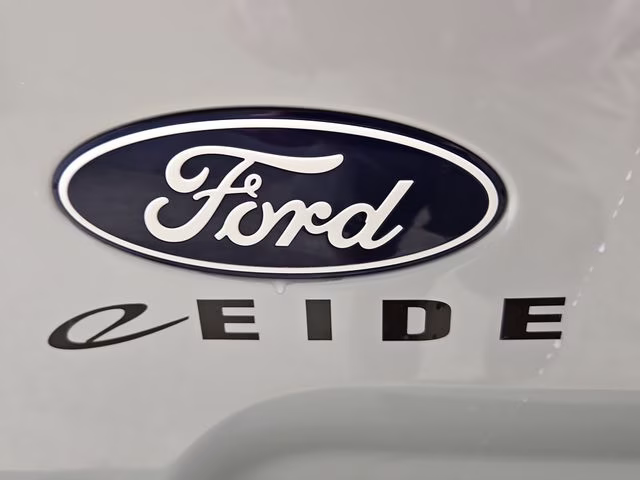 2026 Space White Metallic Ford Bronco Sport Outer Banks 4X4 SUV