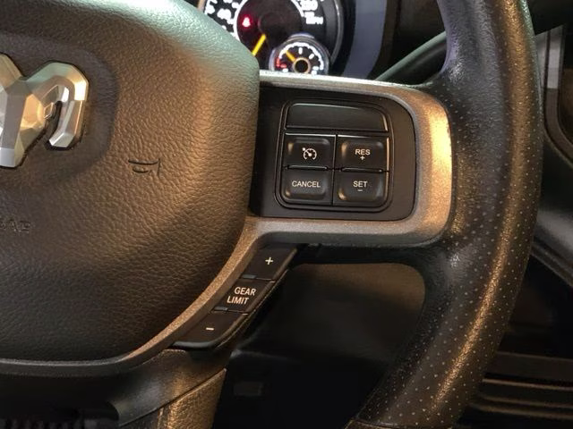 2022 Diamond Black Crystal Pearlcoat Ram 2500 Tradesman 4X4 Truck