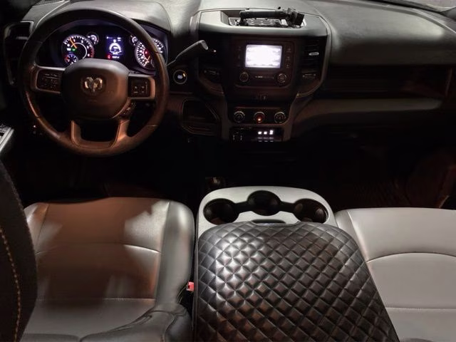 2022 Diamond Black Crystal Pearlcoat Ram 2500 Tradesman 4X4 Truck
