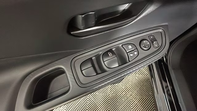 2025 Super Black Metallic Nissan Versa 1.6 S FWD Sedan