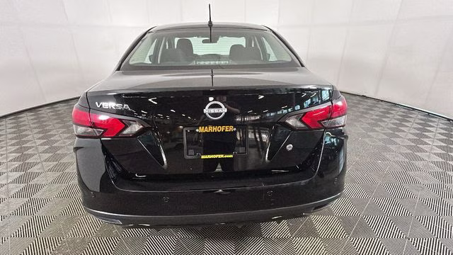 2025 Super Black Metallic Nissan Versa 1.6 S FWD Sedan