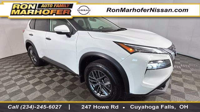 2022 Glacier White Nissan Rogue S FWD SUV