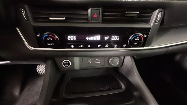 2022 Glacier White Nissan Rogue S FWD SUV