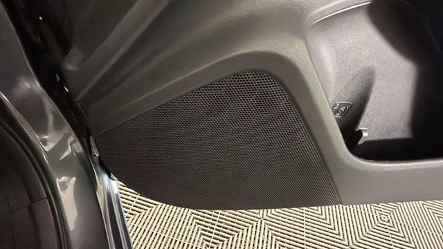 2022 Glacier White Nissan Rogue S FWD SUV