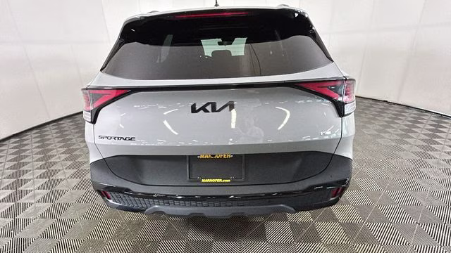 2025 Wolf Gray Kia Sportage X-Line AWD SUV