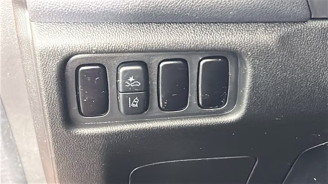 2024 Sunshine Orange Metallic Mitsubishi Outlander Sport 2.0 ES 4X4 SUV