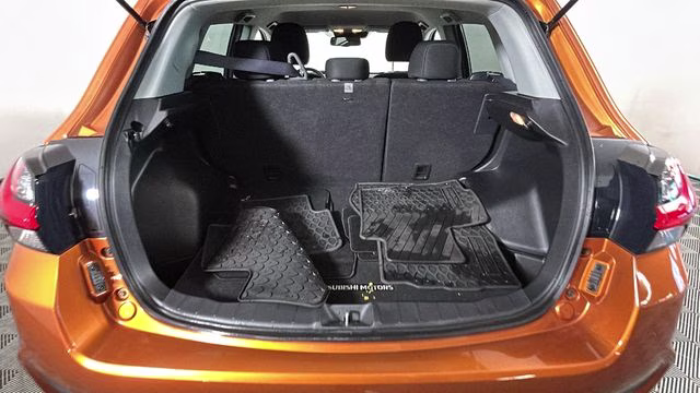 2024 Sunshine Orange Metallic Mitsubishi Outlander Sport 2.0 ES 4X4 SUV