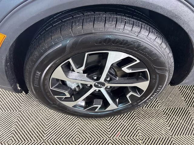 2025 Gravity Gray Kia Sportage EX FWD SUV