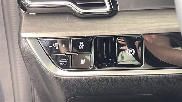 2025 Gravity Gray Kia Sportage Plug-In Hybrid X-Line AWD SUV