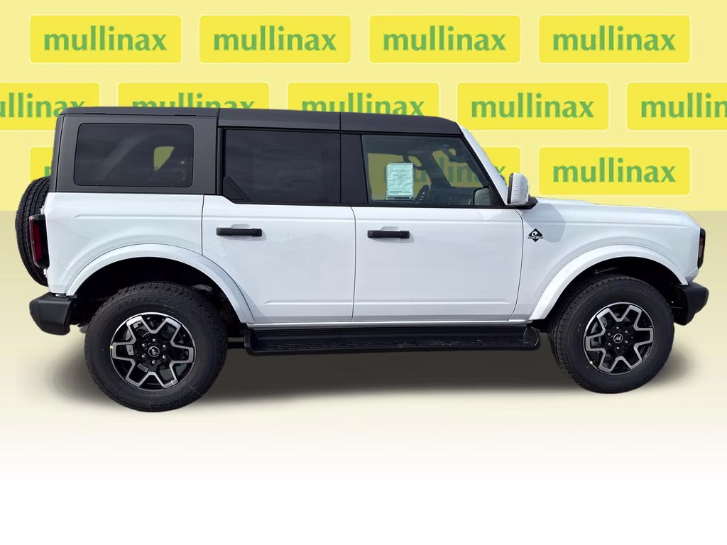 2026 Oxford White Ford Bronco Outer Banks 4X4 SUV