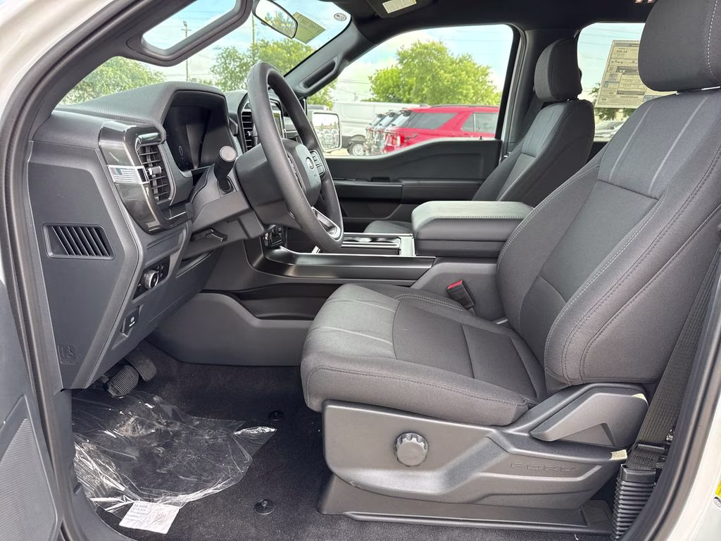 2026 Oxford White Ford F-150 STX 4X4 Truck